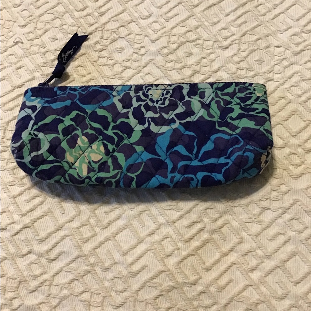 Vera Bradley make up bag